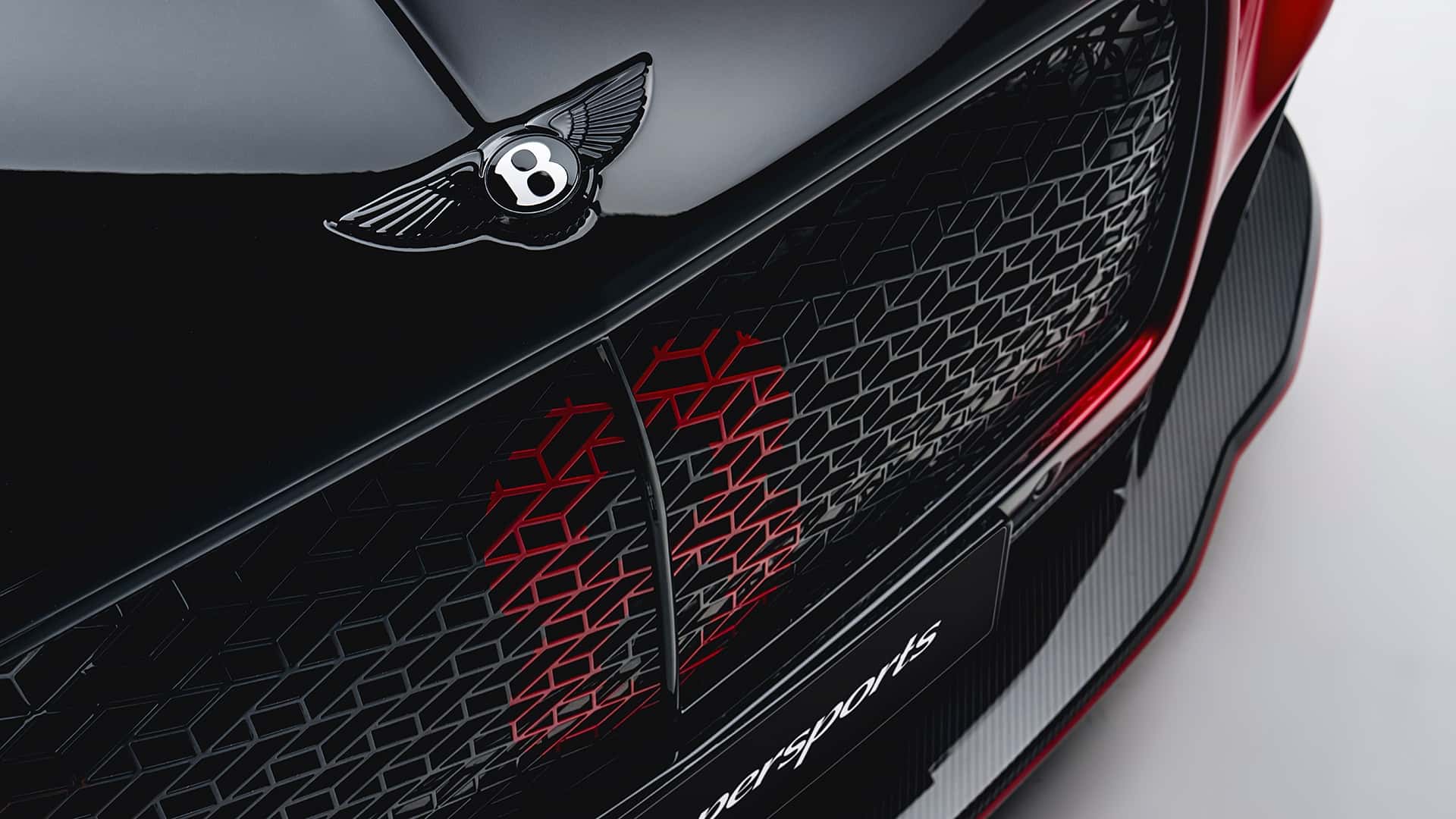Rivoluzione Stilistica a Crewe: T.Jon Mayer Prende le Redini del Design Esterno Bentley nell'Era della Transizione Elettrica